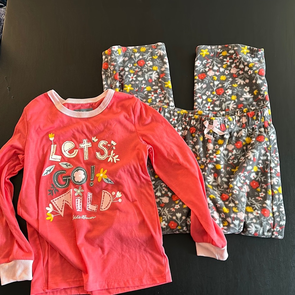Eddie Bauer girls size 10 12 pajamas